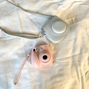 Polaroid camera and case bundle
